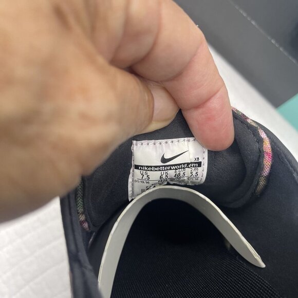 NWB Nike Zoom Stefan Janoski PR Floral Camo Sneakers 7.5 Multi-Color Skater - Picture 9 of 9